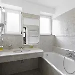Patio Hotel 4*