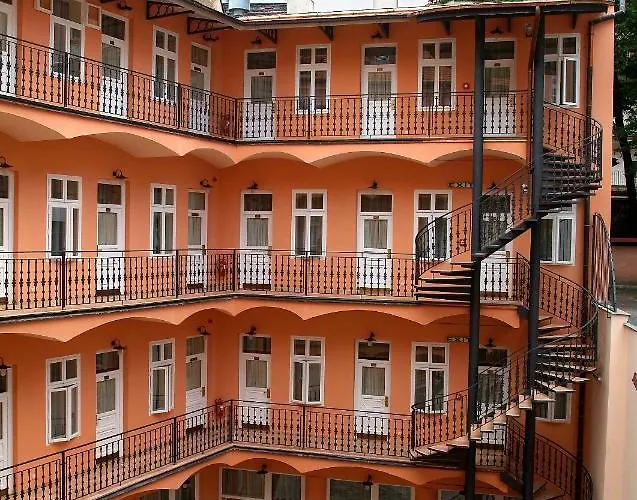 Patio Hotel Praga