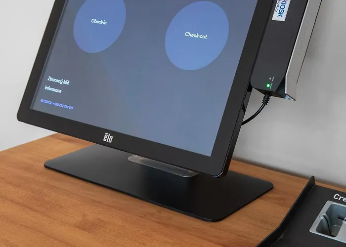 Patio فندق براغ